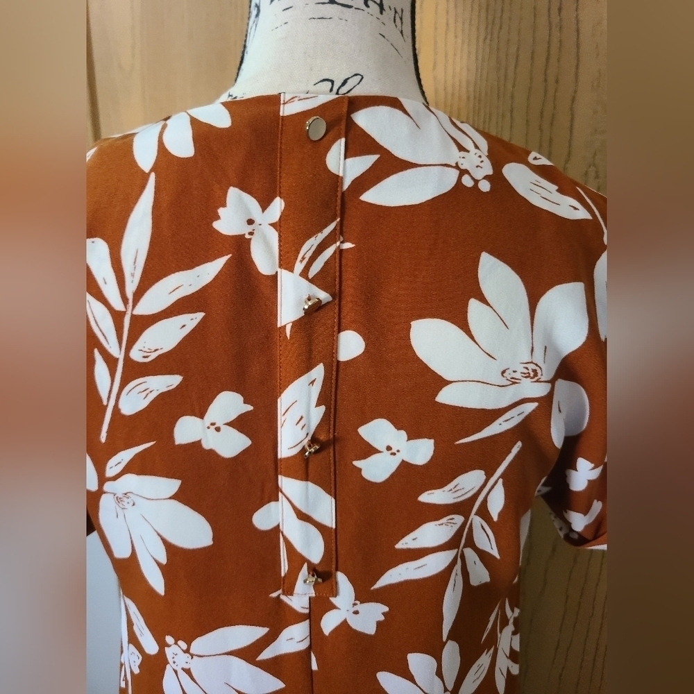 A New Day Rust Floral Leaf Print V-neck Button Back Sheath Dress - Picture 3 of 4